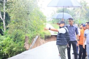 dca1814d95bf40dcf80dfd99f602d033