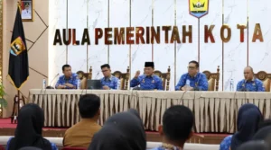 foto-berita-pemko-pariaman-kerahkan-pppk-untuk-tingkatkan-pad-2025--181125095642
