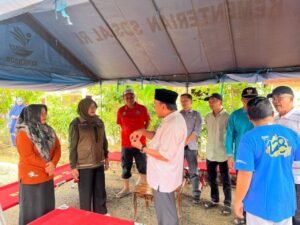 Wakil-Bupati-Dharmasraya-Kunjungi-Posko-Bencana-Di-Tabing-Banda-Gadang-Kota-Padang