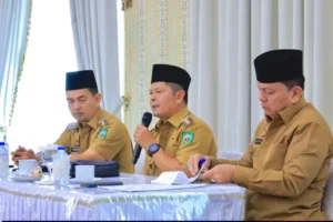 foto-berita-bupati-pasaman-welly-suhery-soroti-disiplin-asn-tegaskan-tak-ada-toleransi-telat-dan-mangkir--090226031130